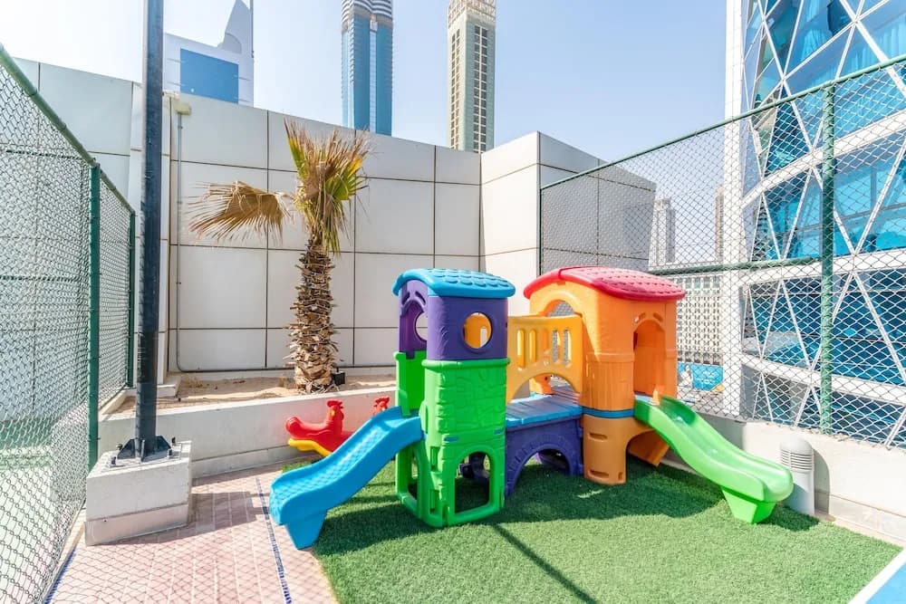 Lux BnB Park Towers DIFC - photo 15