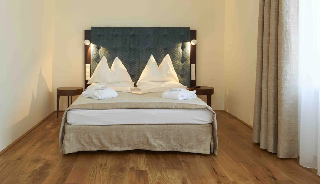 HiLight Suites Hotel - photo 20