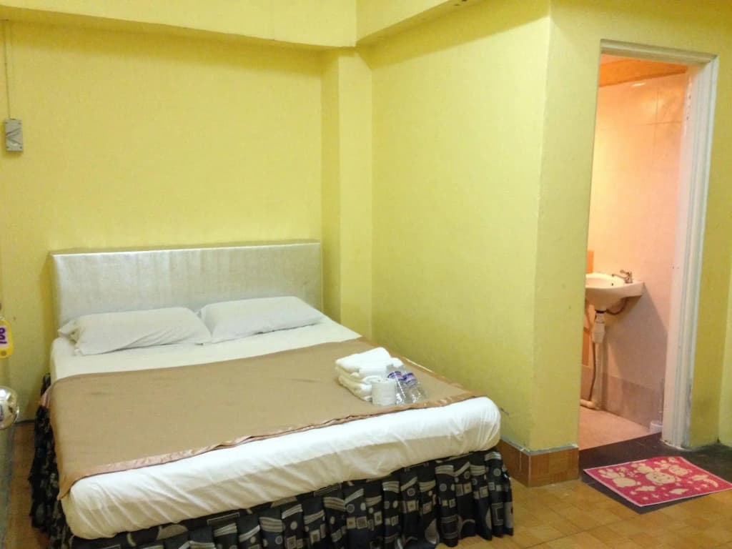 B-Hotel - photo 4