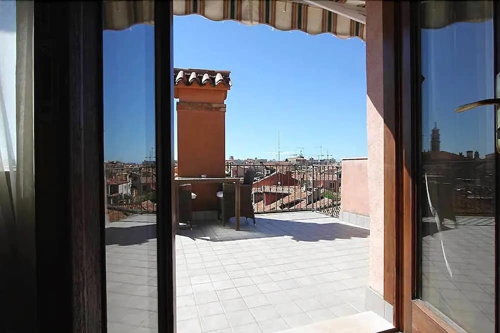 City Apartments - Panoramic - photo 5