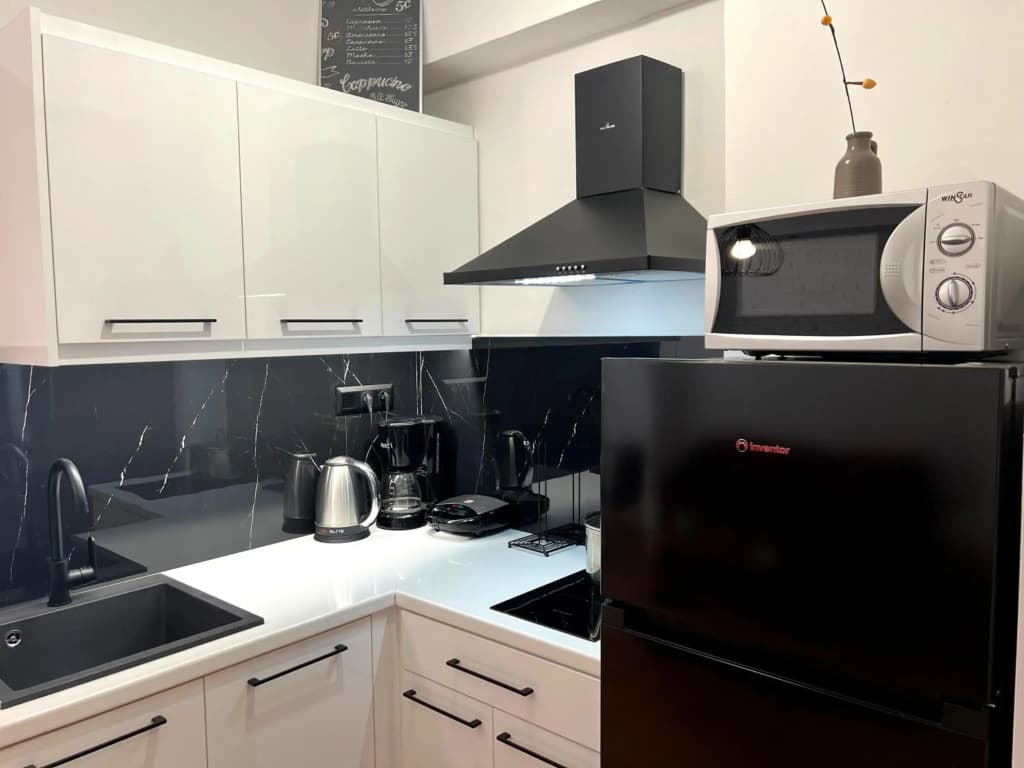 Athens Way Apartments - photo 23