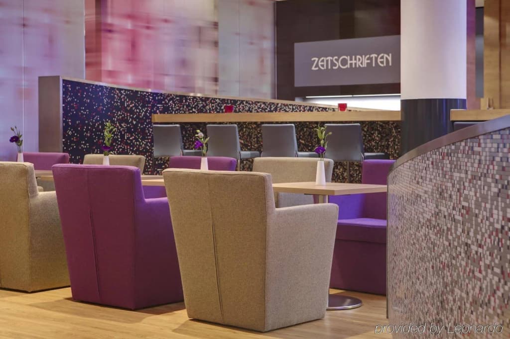 IntercityHotel Berlin Hauptbahnhof - photo 2