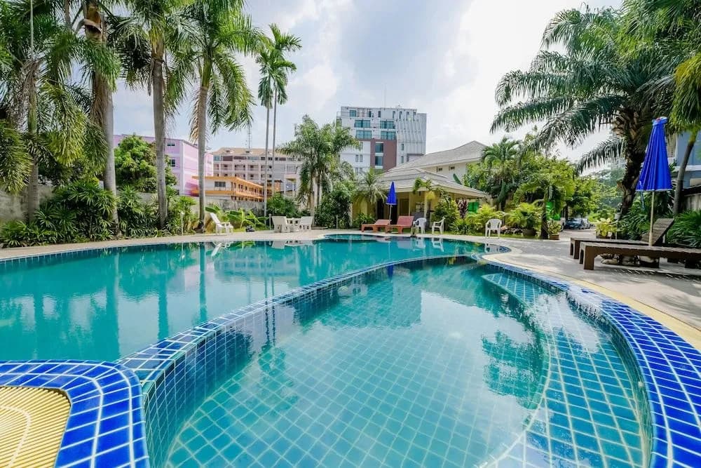 OYO 463 Tycoon Place - photo 16