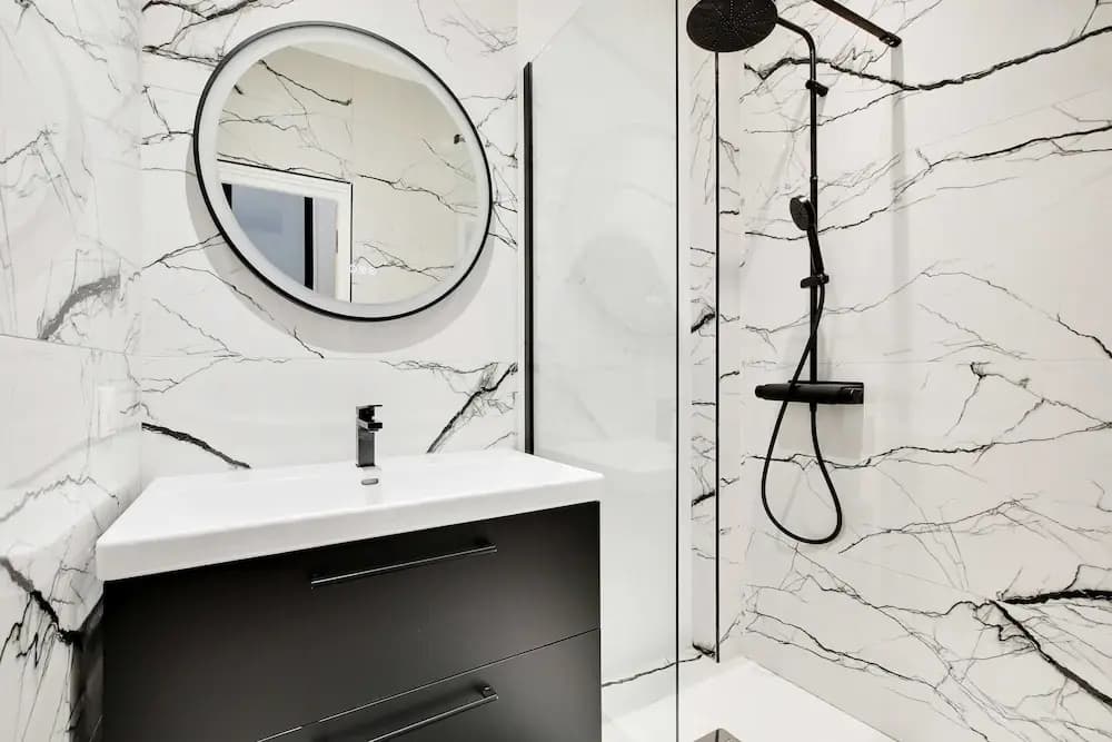 Authentique Apartment - 1br- 2P- Voltaire - photo 7