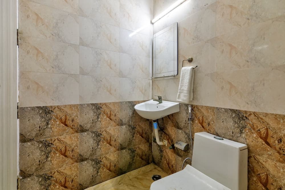 Airport Hotel Annexe - photo 9
