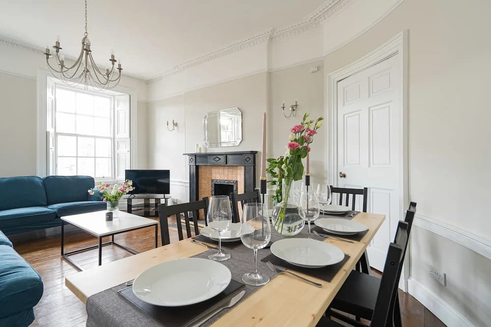 Warriston Crescent Apartment - photo 4