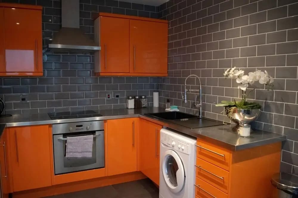 Unique 3 Bedroom Modern Penthouse - photo 11
