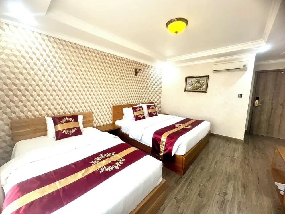 The River Park Hotel - photo 32