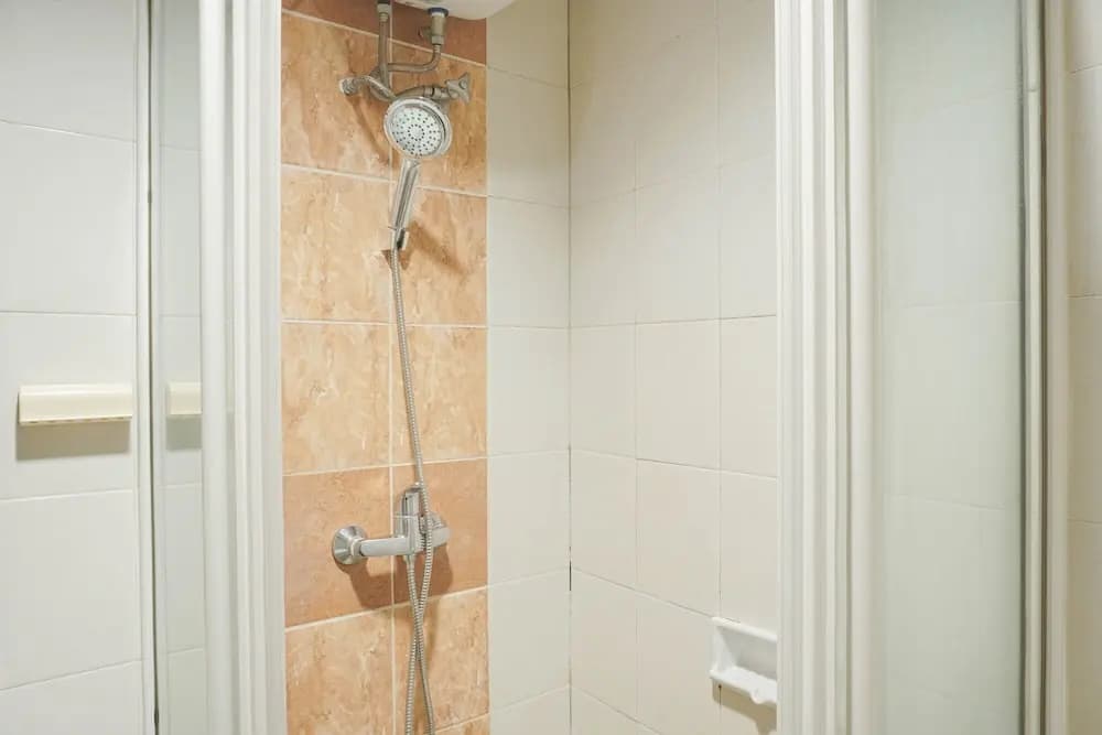 Great Choice And Comfy 2Br Apartment Thamrin Residence - photo 2
