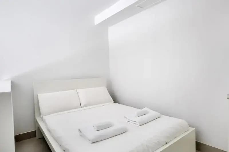 New studio apartment in Surry Hills - photo 3