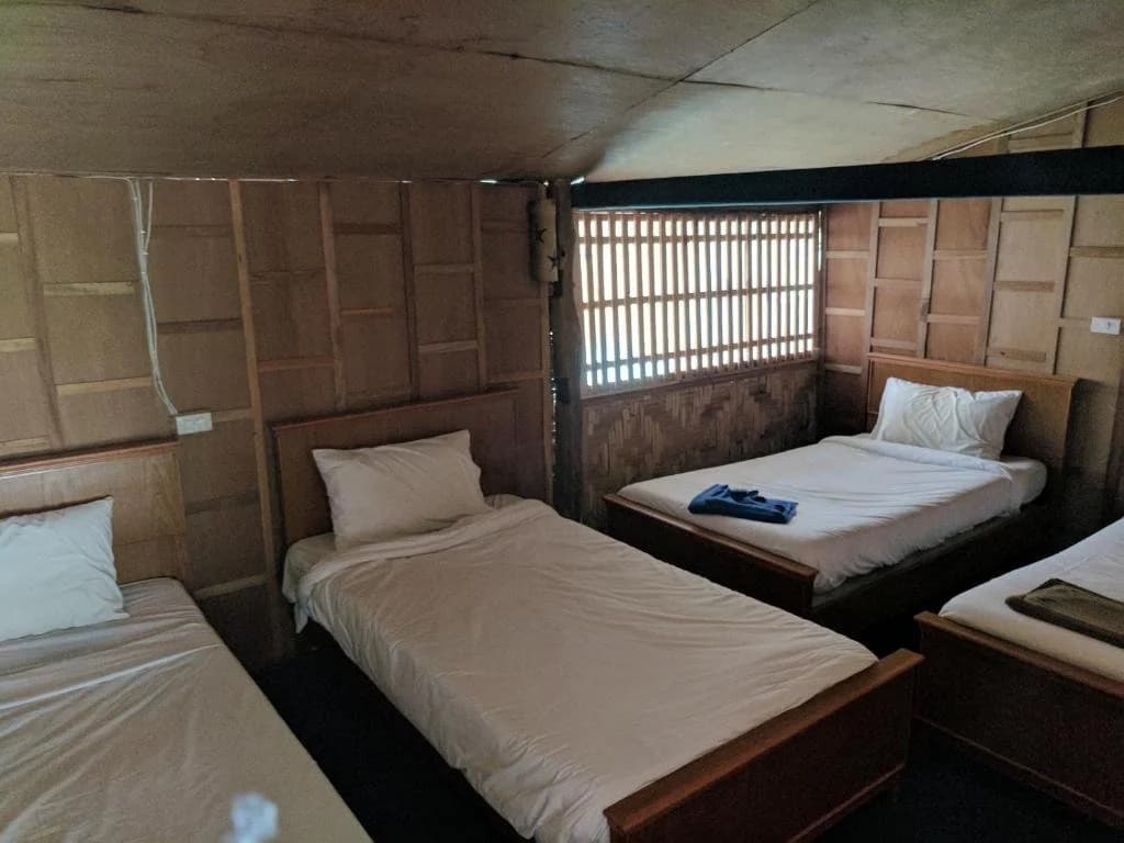 The Lazy Bar And Guesthouse - photo 4