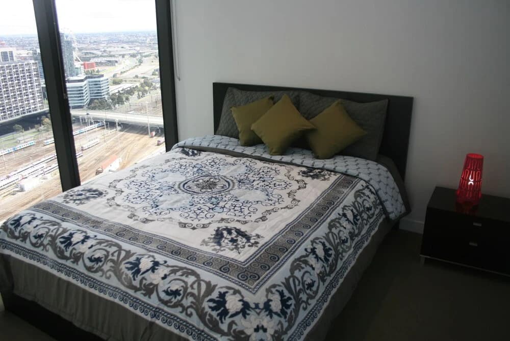 Luxury Two Bed Apt Swimming Pool - photo 2