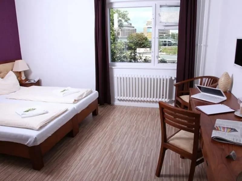 Main Station Hostel - photo 2