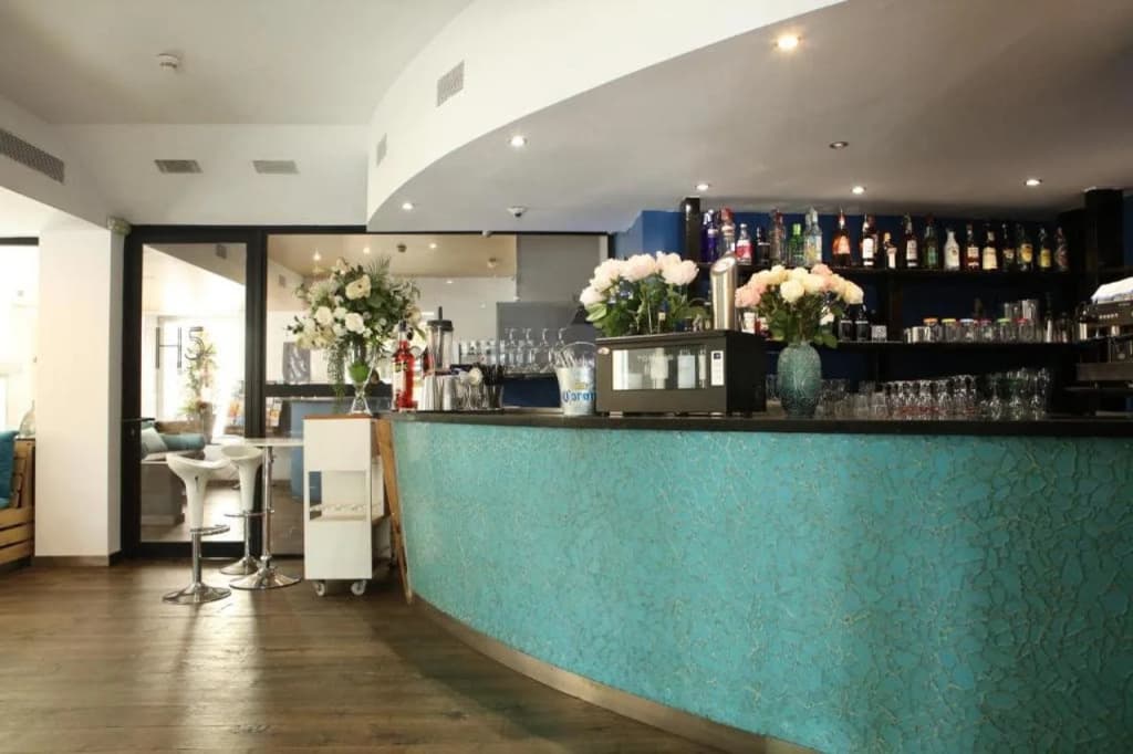 Hotel 54 Barceloneta - photo 2