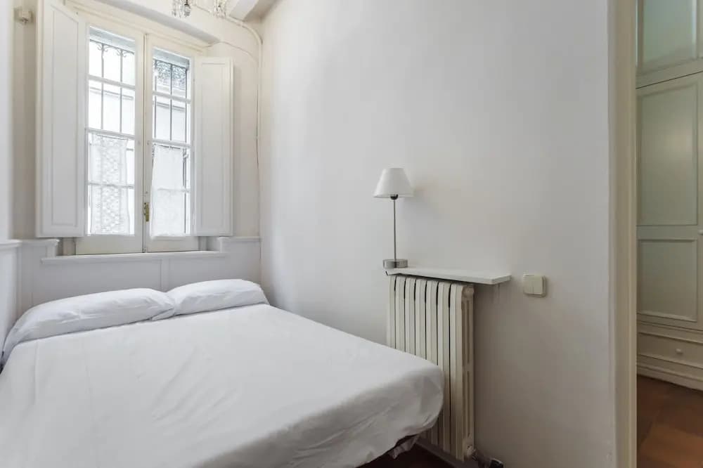 Flateli Sarria - photo 2