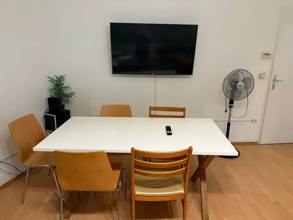 Cozy 3BR Apt Vienna City Center - photo 10