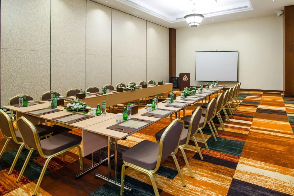 Western Hotel - Madinat Zayed - photo 21