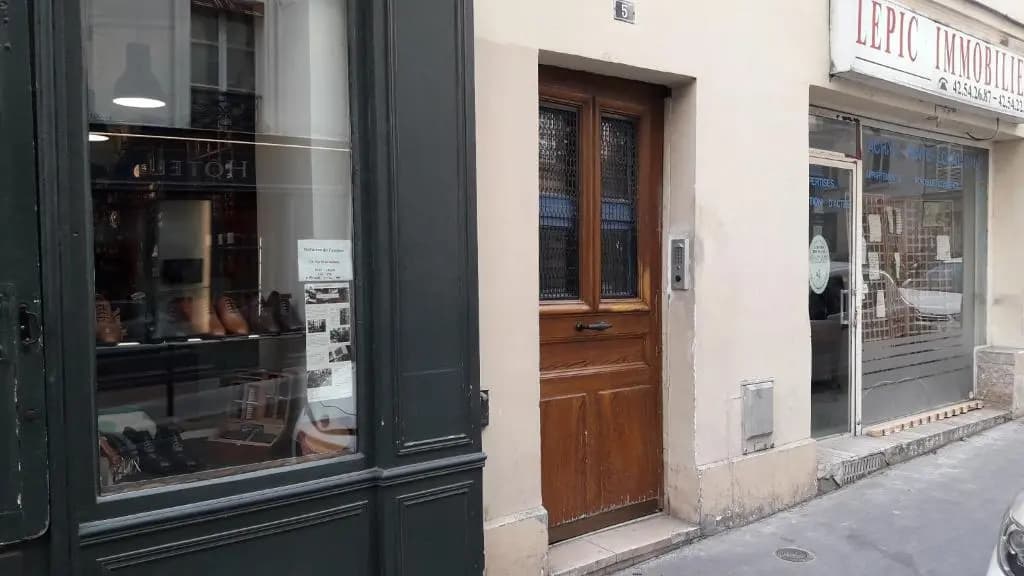 Romantic tiny house in Paris - main photo