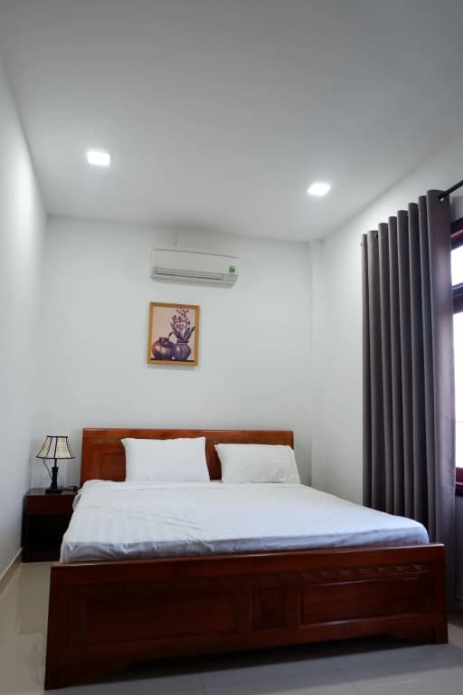 White Lion House - photo 5
