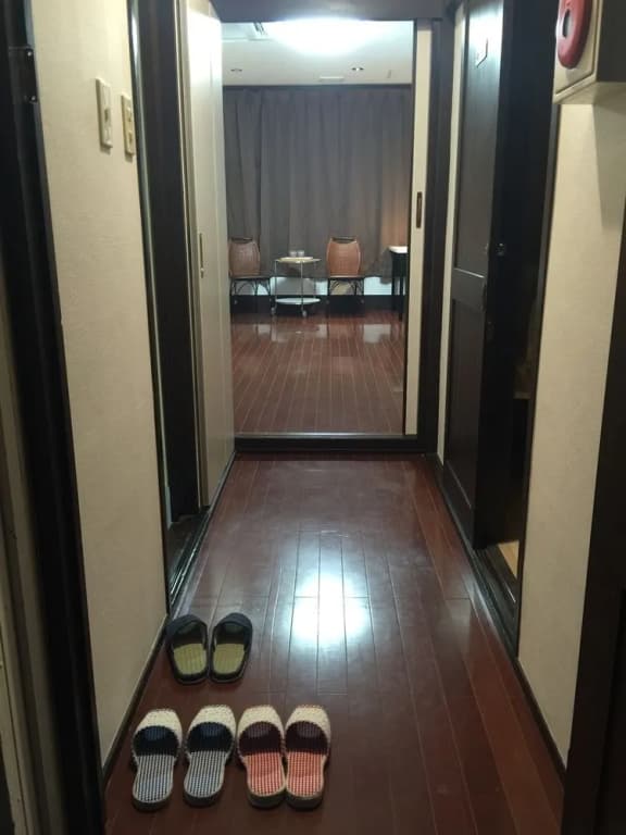Naniwa Guest House - photo 13