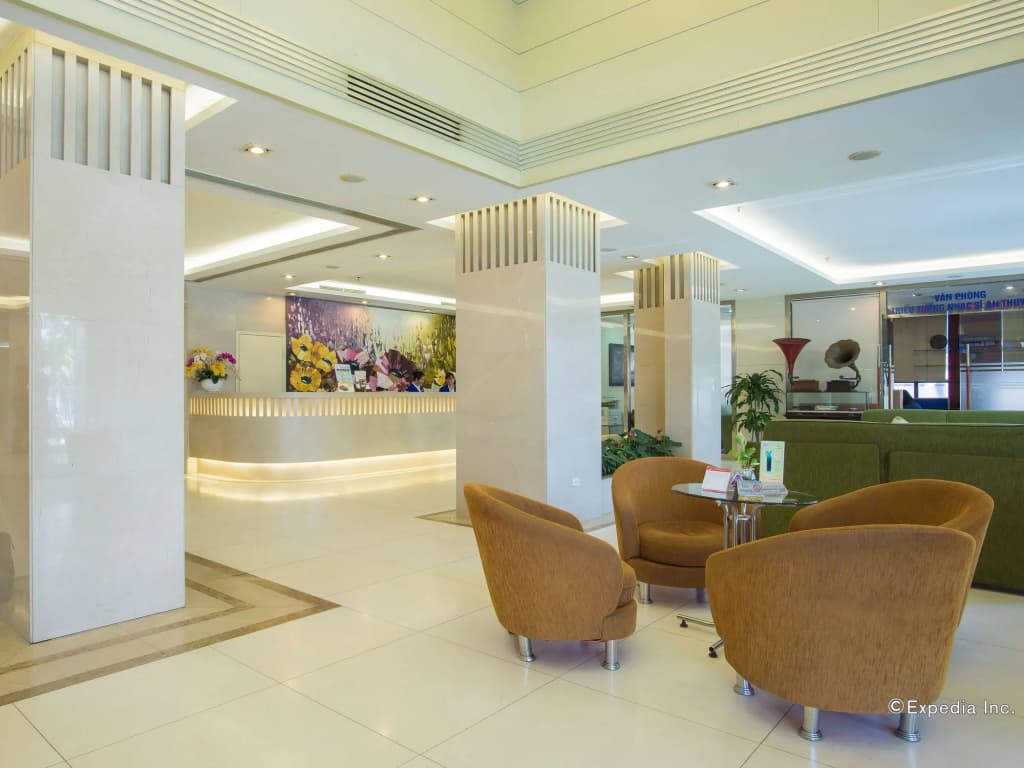 Bao Son International Hotel - photo 2