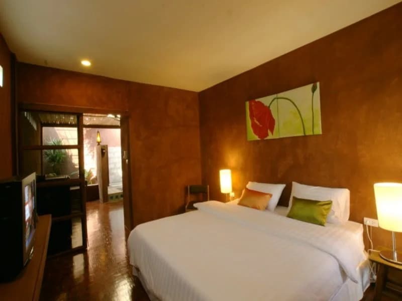 Koko Palm Inn - photo 2