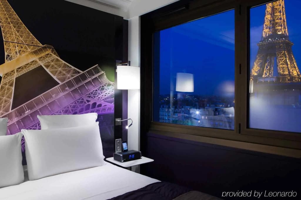 Mercure Paris Centre Tour Eiffel Hotel - photo 6