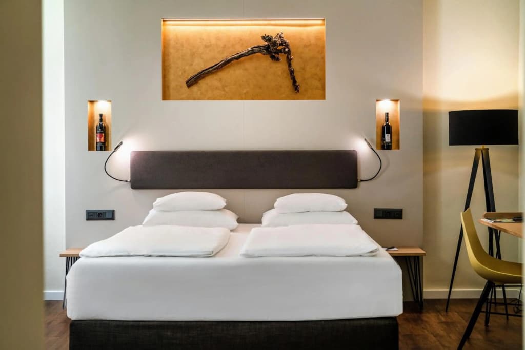 Hotel Rathaus Wein & Design - photo 37