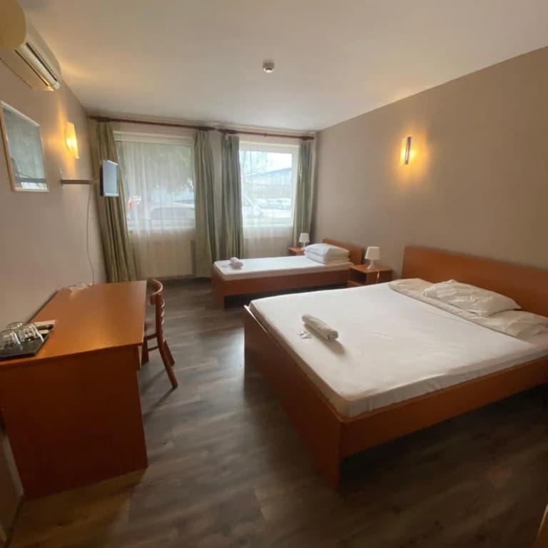 Hotel Ferihegy - photo 32