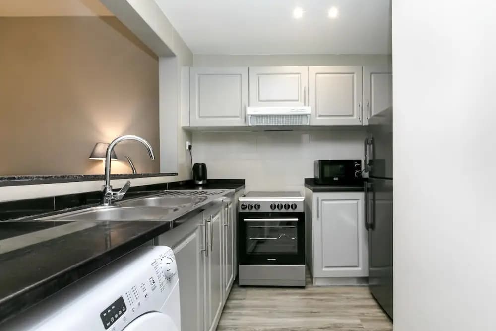Driven Holiday Homes Icon Tower 2 JLT - photo 12