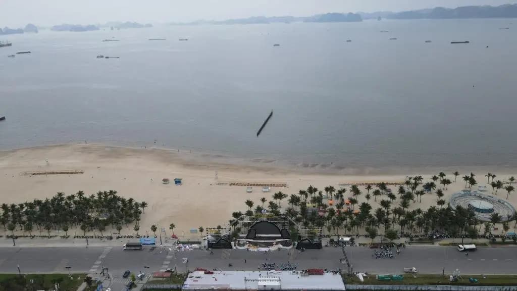 Seasun Hotel Ha Long - photo 11
