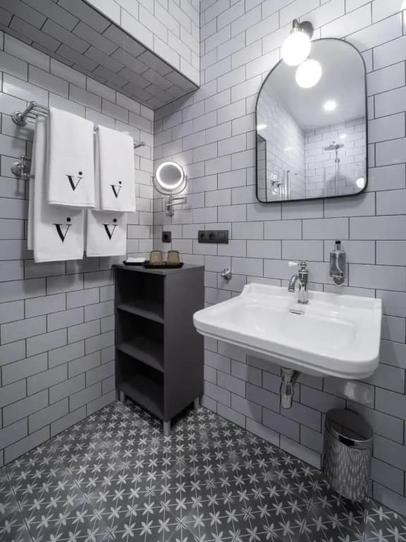 The Viaduct Suites & More - photo 8