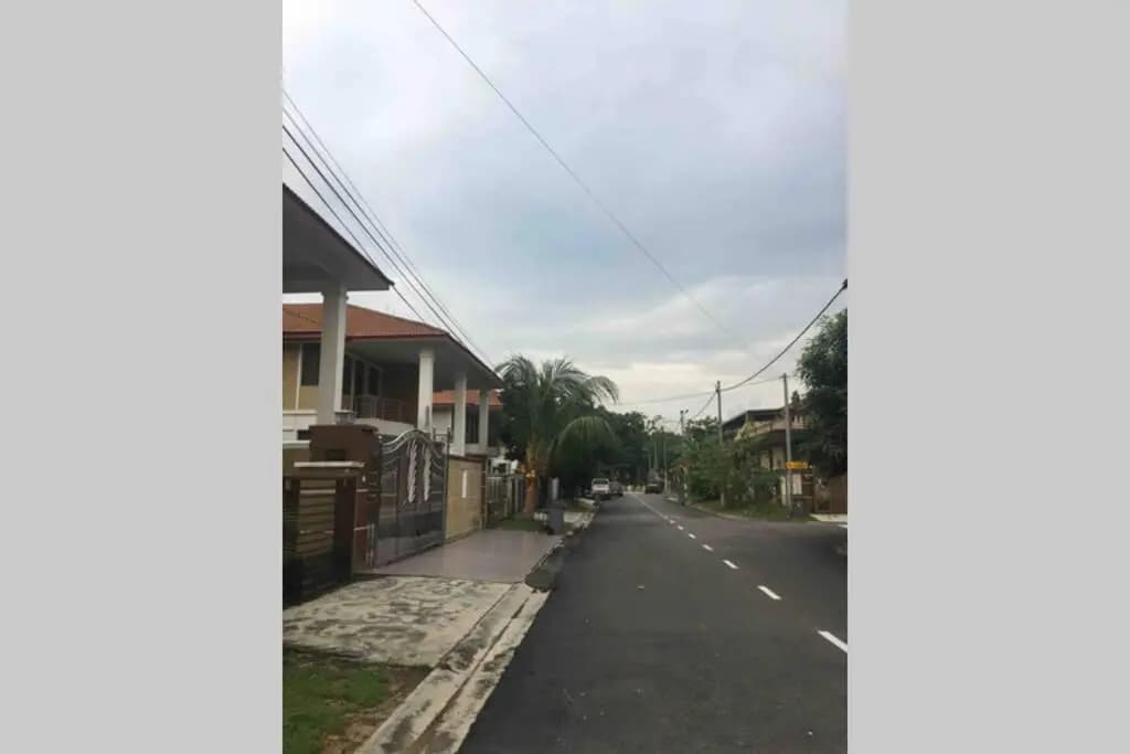 Pasir Gudang Marissa Homestay - photo 14
