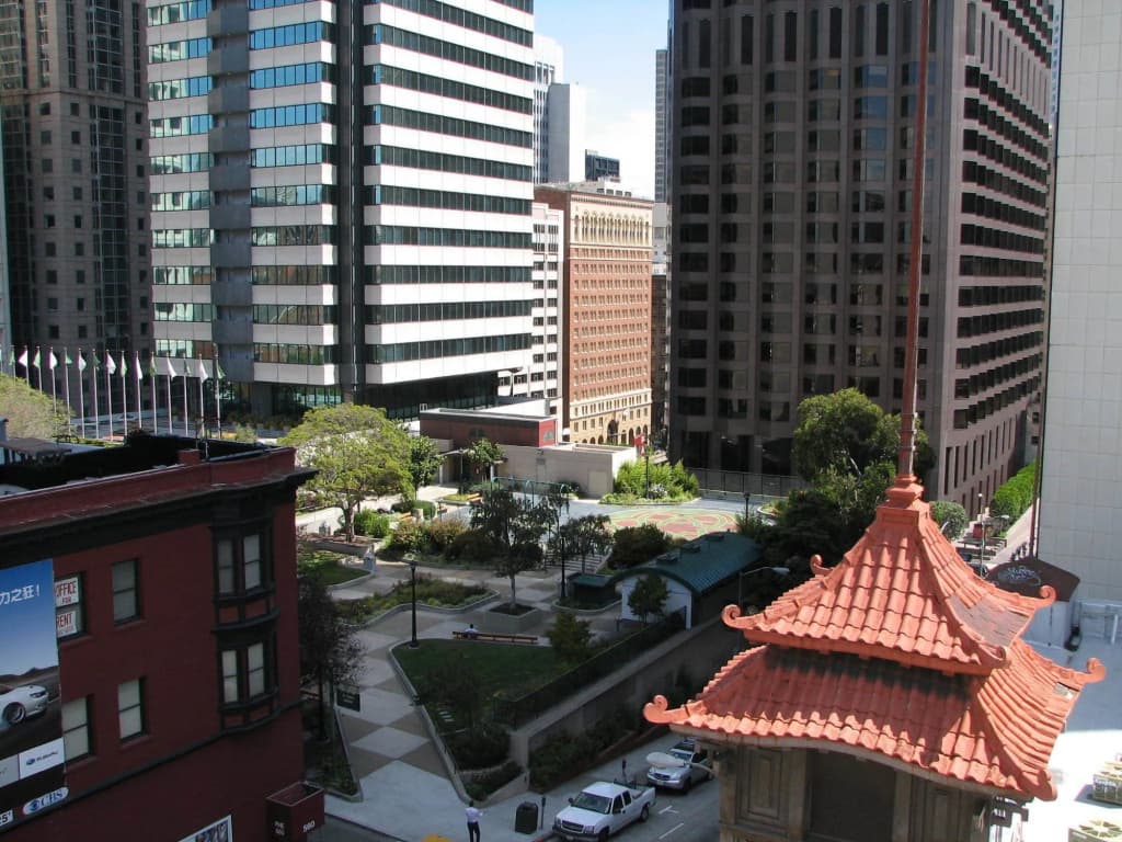 Grant Plaza Hotel - photo 18