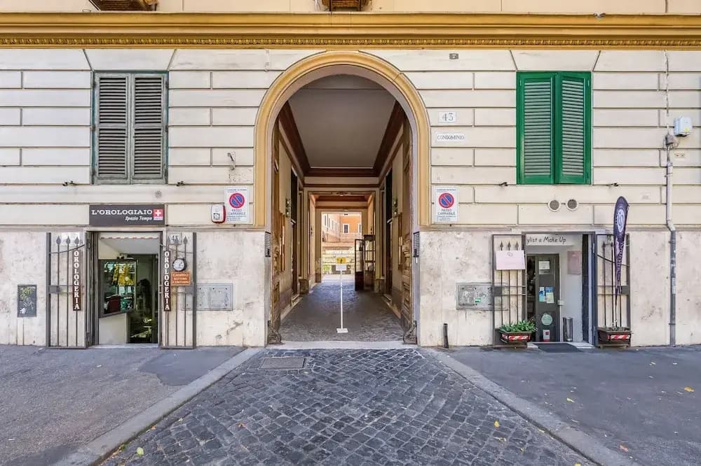 Crescenzio St Peter House - photo 1