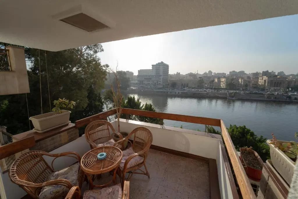Lovely 2 BDR apartment with direct Nile view - photo 11