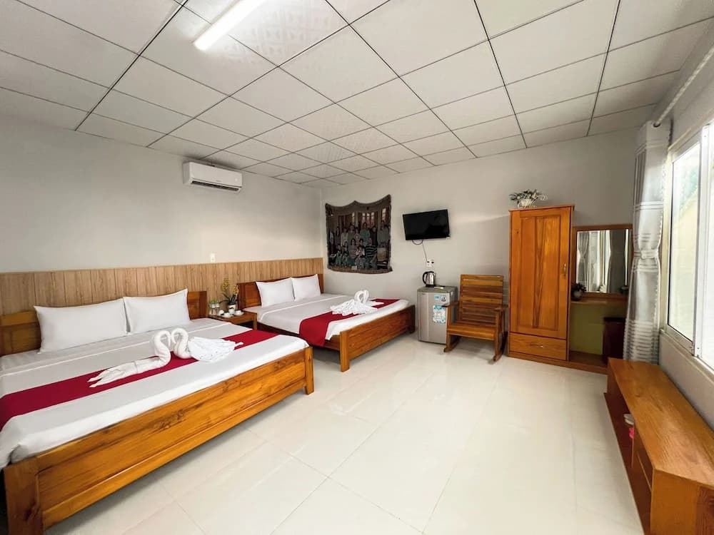 Sea Breeze Resort & Spa - photo 17