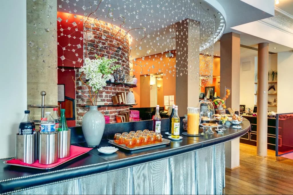 Hôtel Le 123 Elysées - Astotel - photo 12