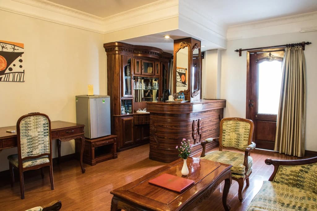 Riverside Hotel - photo 7