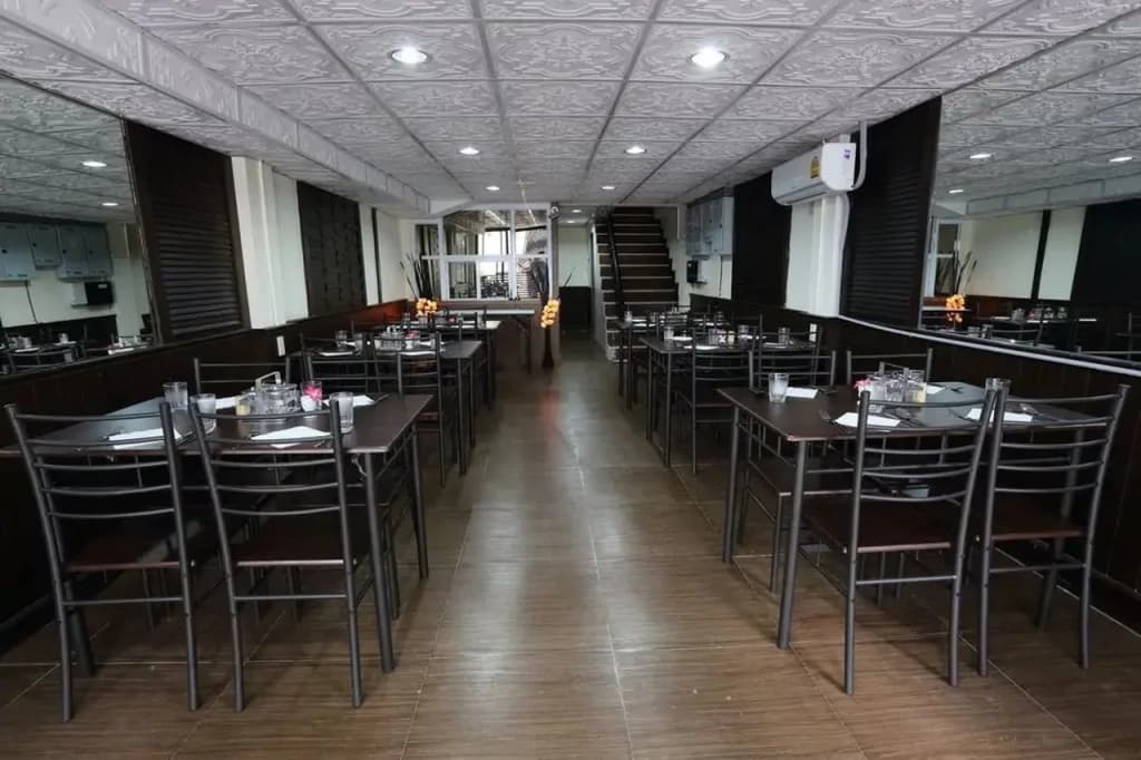 Sukhumvit 20 Guest House - photo 16