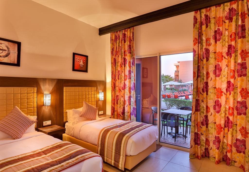 Zephyr Hotel Club Resort and Spa - photo 7