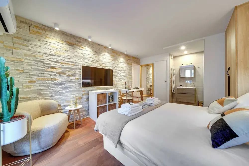 Amazing Historical Parisien Studio Next TO Louvre Area ! - 2 - photo 6