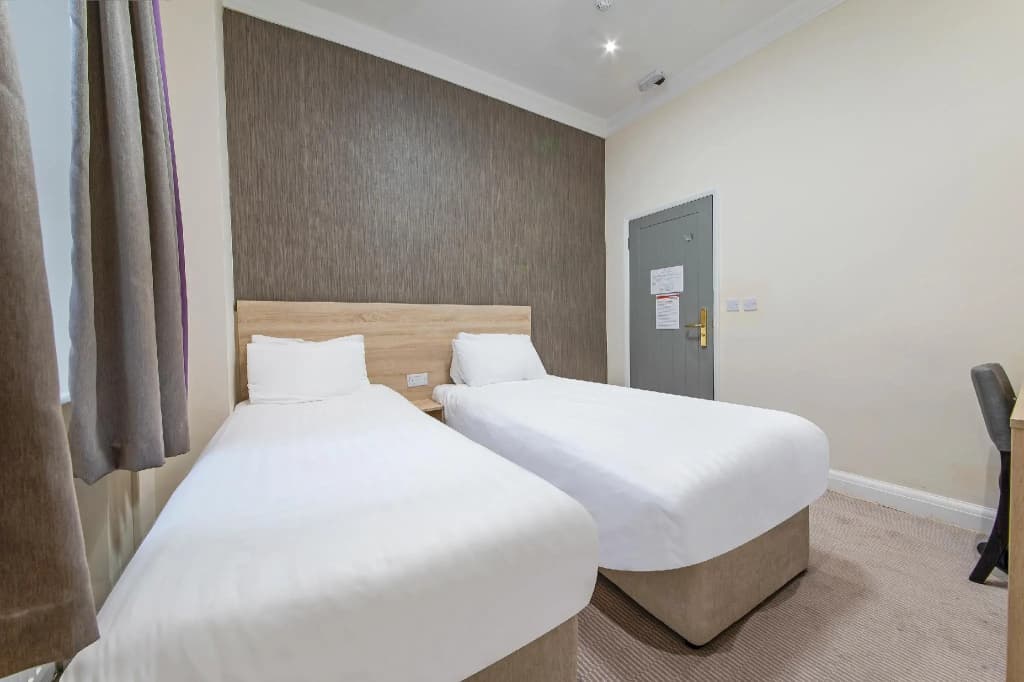 OYO London 24 Sussex - photo 6