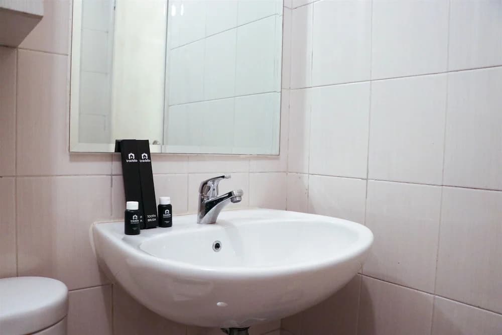 Scenic And Homey 2Br Signature Park Grande Apartment - photo 13