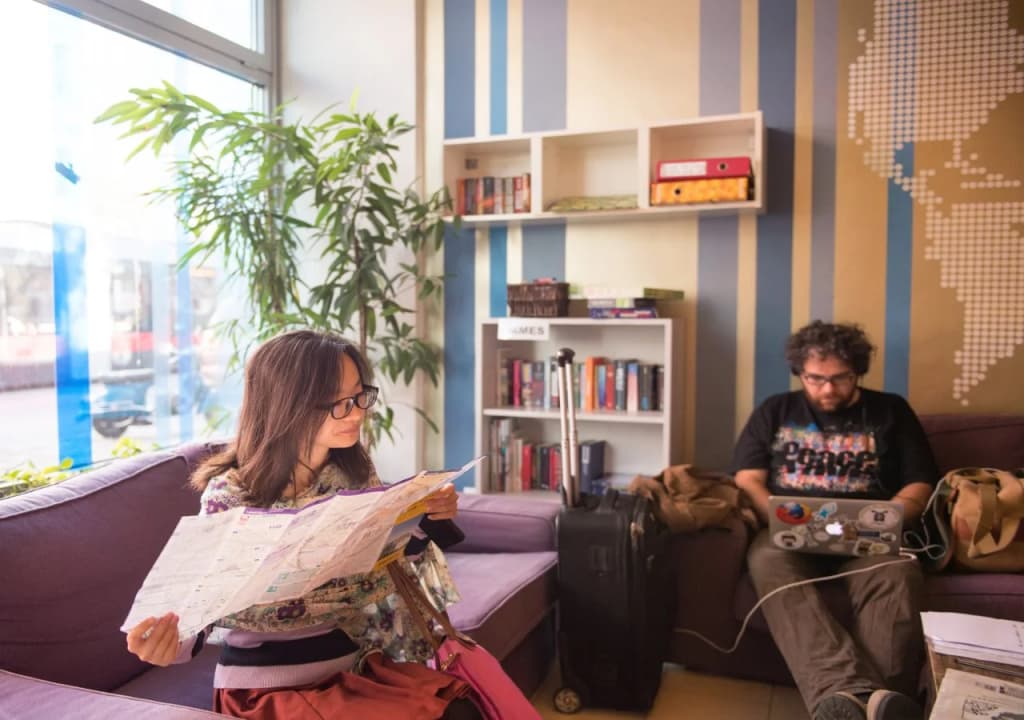 wombat's CITY HOSTELS VIENNA - The Lounge - photo 7