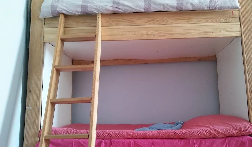 Vareron Hostel - photo 6
