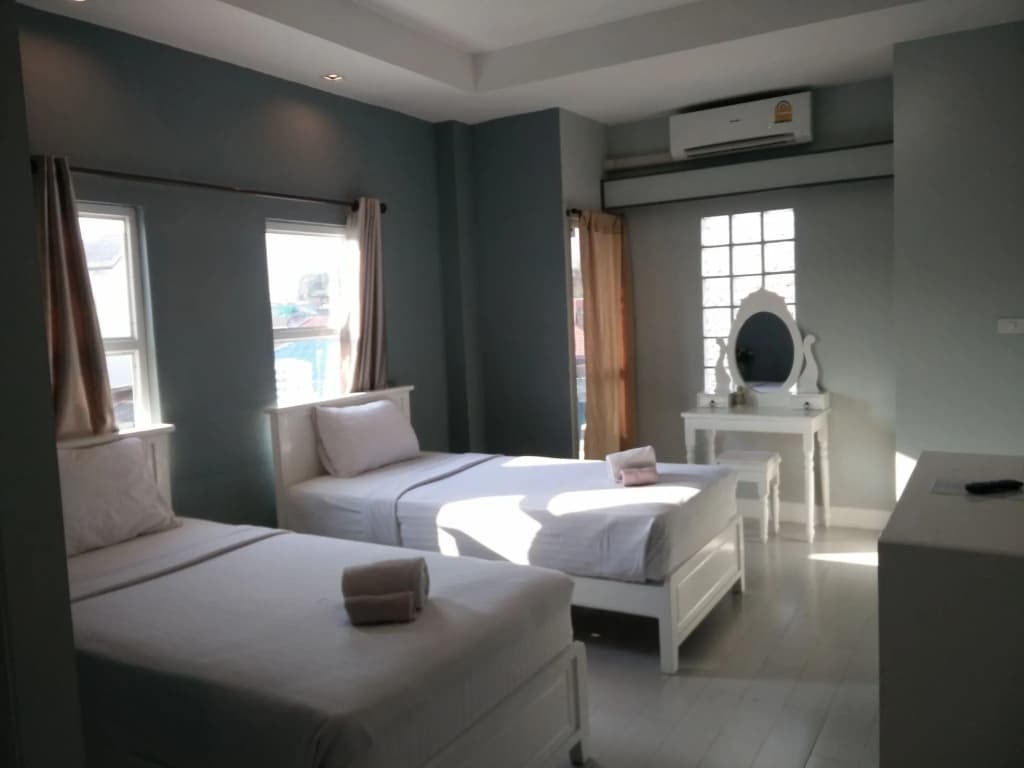 The Battery Park Midtown Boutique Hotel - photo 3