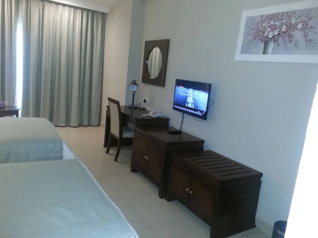 Muscat Inn Hotel - photo 7