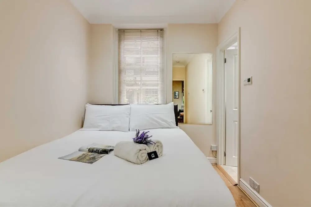 Uber London Theatre Land House - photo 5