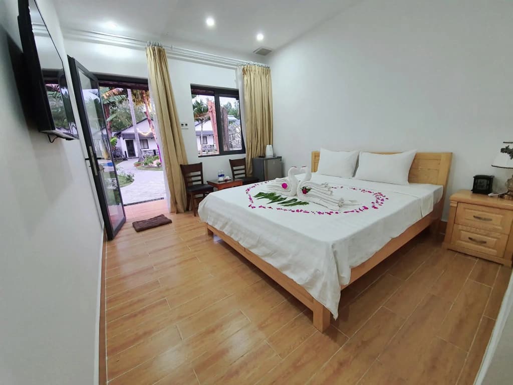 Rum Bungalow - main photo